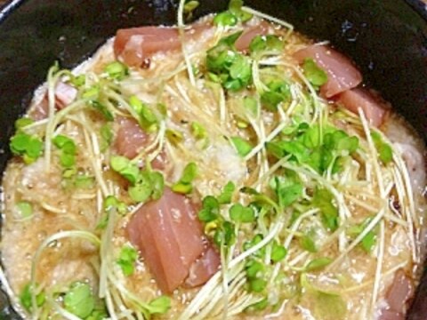 マグロのやまかけちょい足しカイワレ